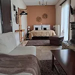 Hotel Enastron *