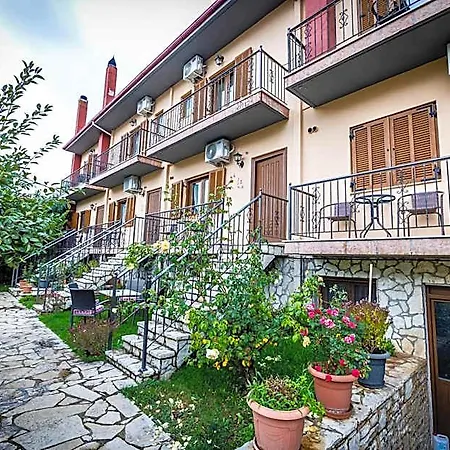 Hotel Enastron