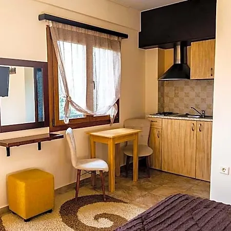 Enastron Hotel *